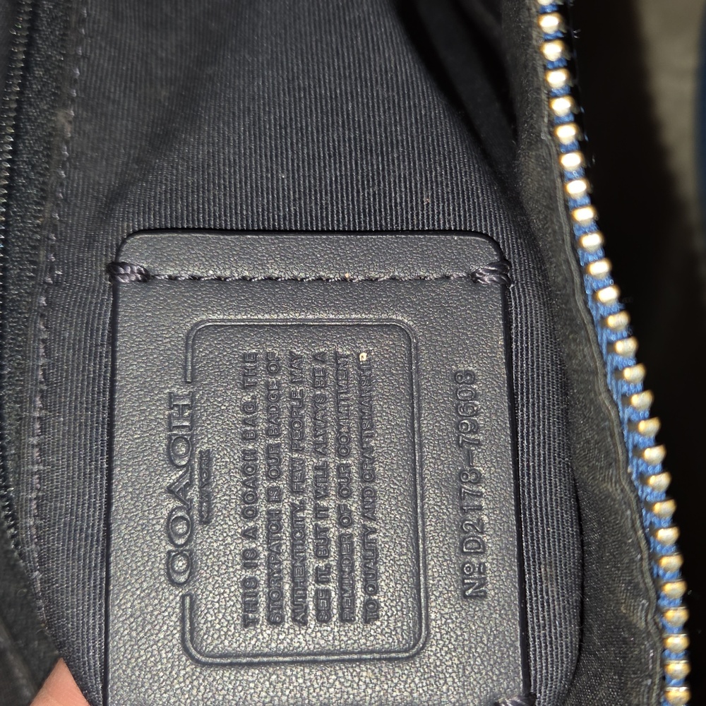 Coach Gallery Tote - Picture 9 of 9
